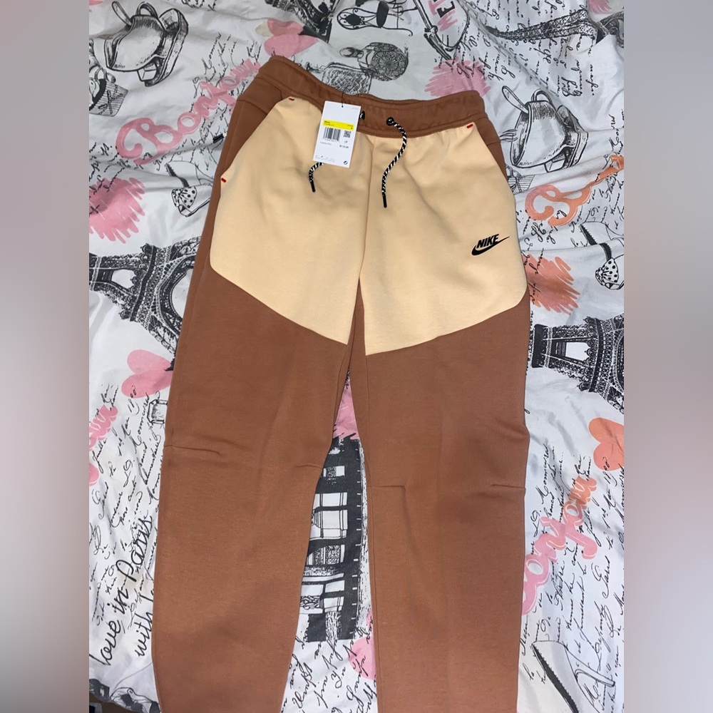 Mens nike tech sweats (brand new )